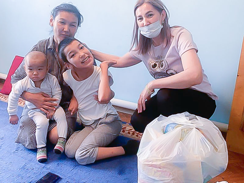В Западно-Казахстанской области прошла благотворительная акция ко Дню защиты детей на сумму более 625 000 тенге - 14
