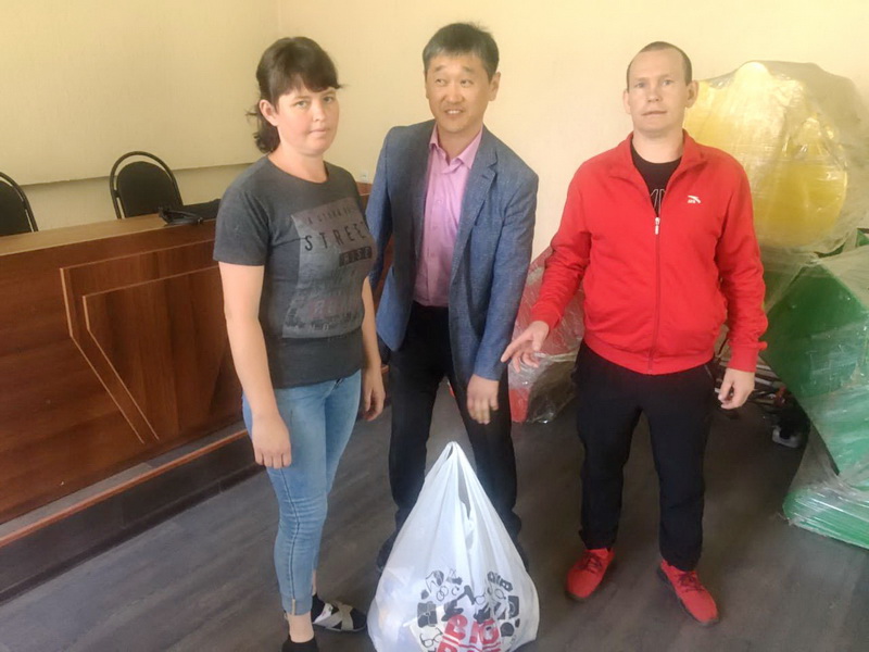 70 продовольственных пакетов были переданы в Восточно-Казахстанской области на сумму 605000 тг - 5