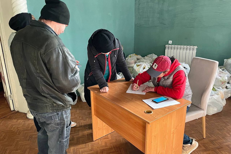 Продуктовые наборы получили малоимущие семьи в Алматы - 9